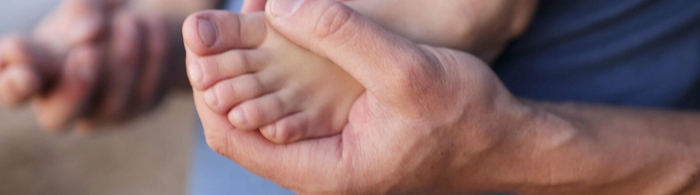 baby feets